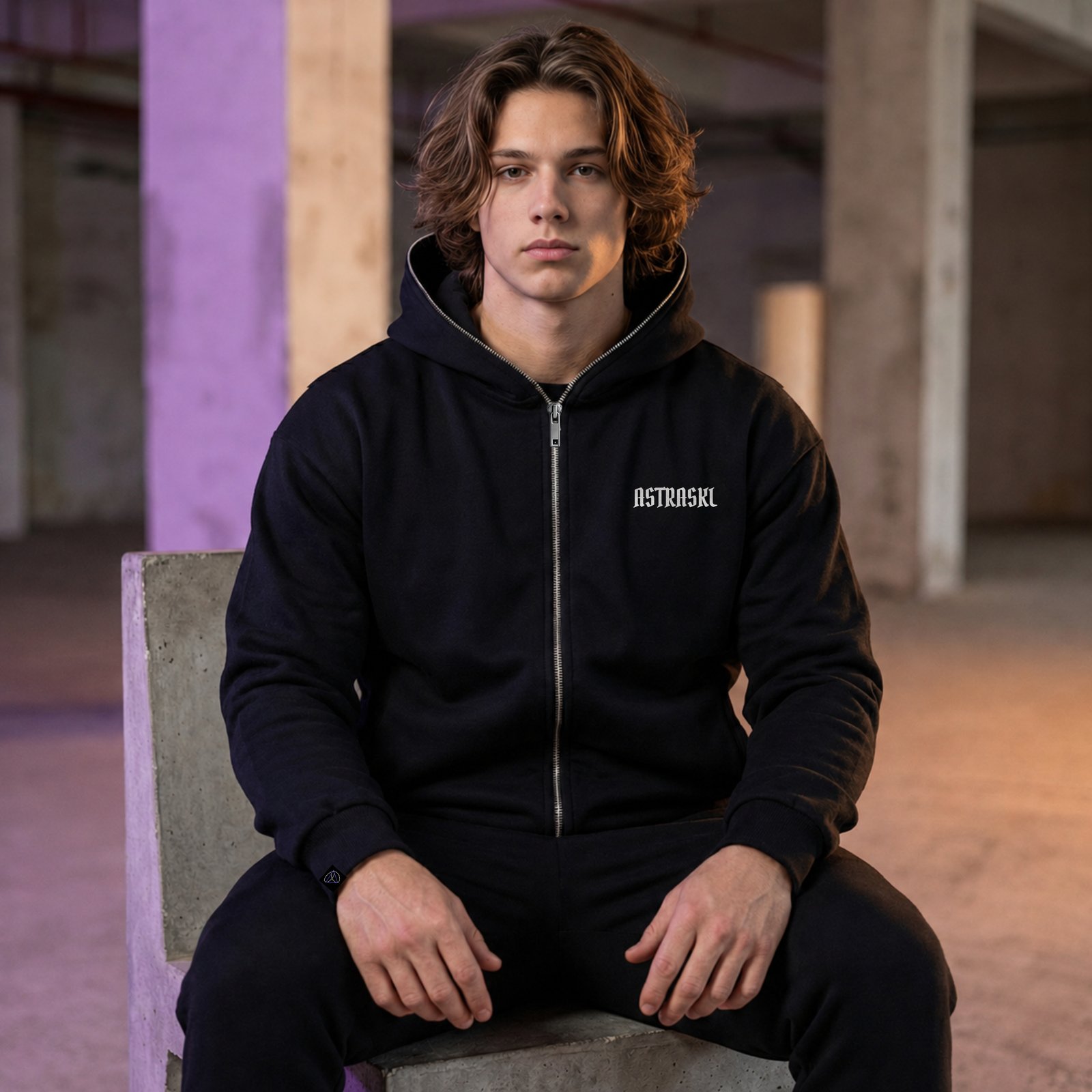 Full Zip Hood Jacket – Black